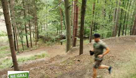 Biegacze i kleszcze. Niebezpieczni kompani.