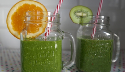 Zielony koktajl - kiwi z pietruszką